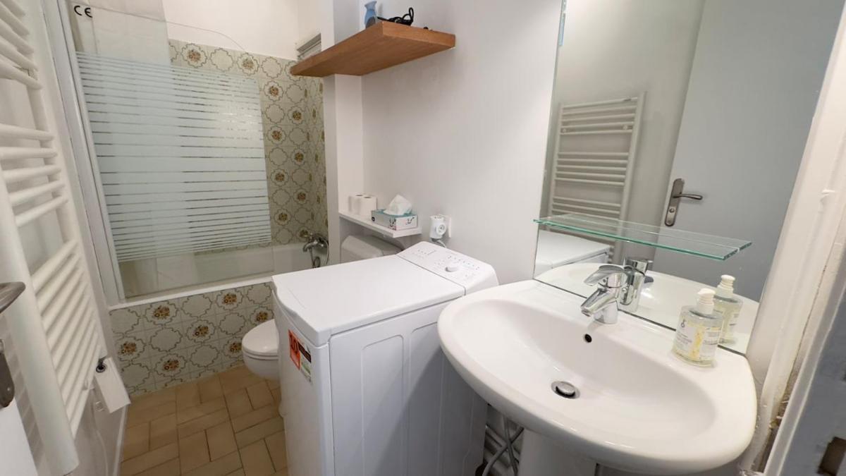 Au Coeur De Montmartre, Vivez Comme Un Local, Au Calme, Quartier Vivant, A Pied! Appartement *