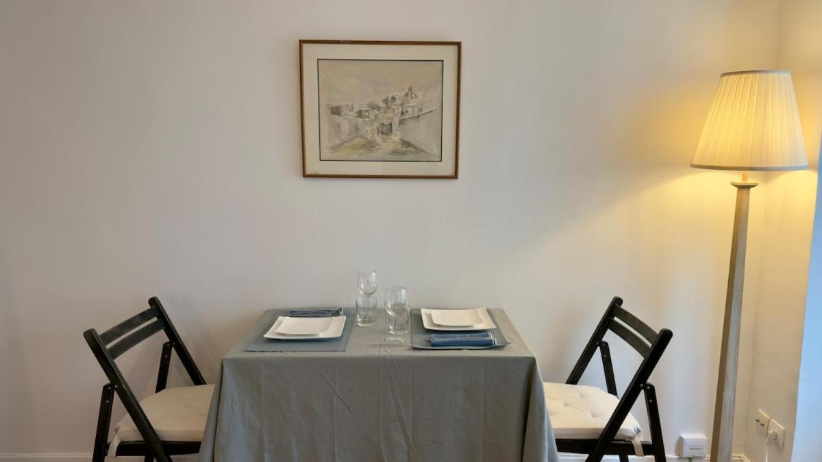 Au Coeur De Montmartre, Vivez Comme Un Local, Au Calme, Quartier Vivant, A Pied! * Parijs